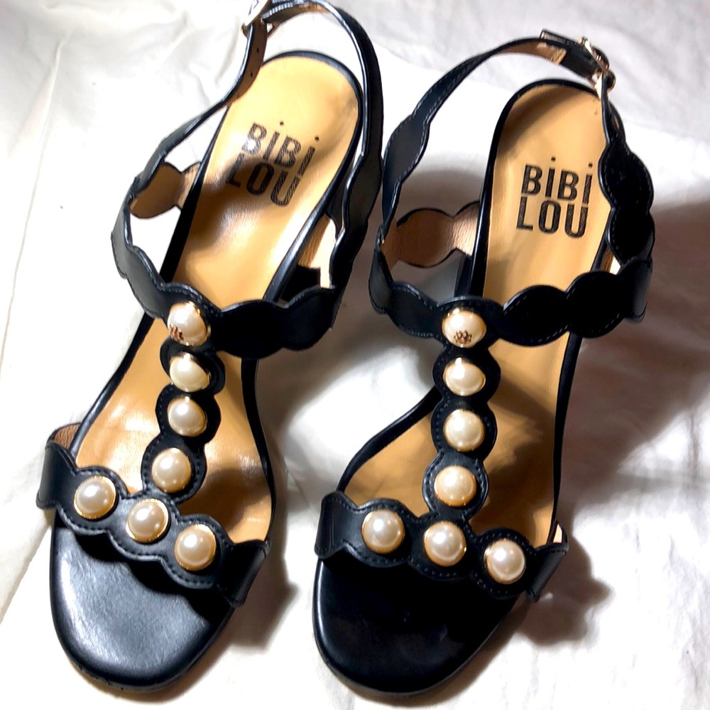 BIBI LOU with pearls 📦